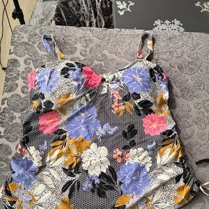Sonnet Shores women’s plus Floral swim tankini Top Multicolor floral Sz 22W